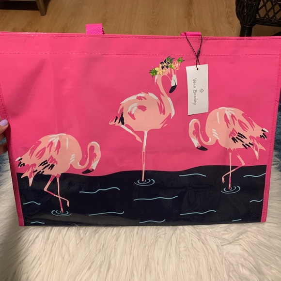 Vera Bradley Handbags - ADORABLE VERA BRADLEY BRAND NEW FLAMINGO TOTE!😊💗